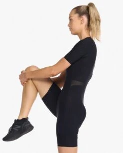 2XU Light Speed Tech Trisuit Korte Mouw Zwart Dames 16 2XU Light Speed Tech Trisuit Korte Mouw Zwart Dames -Sport Uitgebreide Kleding Winkel 2xu dames trisuit wt6634d blk crf 05