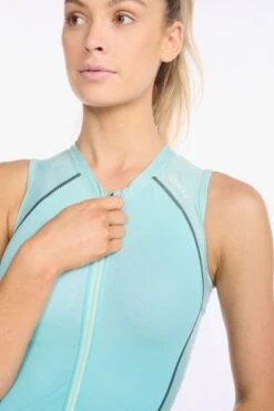 2XU Light Speed Front Zip Trisuit Mouwloos Blauw Dames 17 2XU Light Speed Front Zip Trisuit Mouwloos Blauw Dames -Sport Uitgebreide Kleding Winkel 2xu dames trisuit wt6663d out wht 06