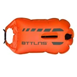 BTTLNS Amphitrite 1.0 Saferswimmer Zwemboei 20 Liter Oranje -Sport Uitgebreide Kleding Winkel bttlns buoy amphitrite orange low 02