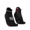 Compressport Pro Racing V4.0 Low Cut Hardloopsokken Zwart 2 Compressport Pro Racing V4.0 Low Cut Hardloopsokken Zwart -Sport Uitgebreide Kleding Winkel pro racing socks v4 ultralight run low black red