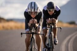 Sailfish Aerosuit Pro Trisuit Korte Mouw Zwart Dames -Sport Uitgebreide Kleding Winkel sailfish trisuits dames aerosuit pro black 12