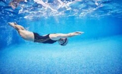 Zone3 Iconic Classic Badpak Dames -Sport Uitgebreide Kleding Winkel zone3 zwemkleding dames iconic classic swim costume sw20wic101 011